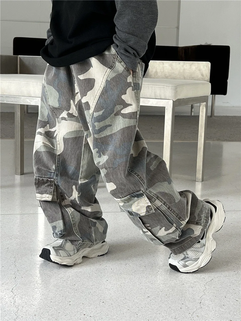 

2025 Autumn children's wear light camouflage patchwork casual workwear long pants for boys and girls