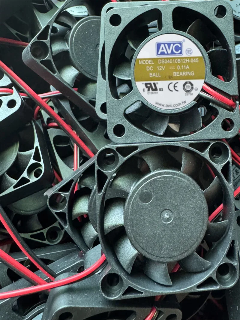 

AVC DS04010B12H-045 DC 12 В 0,11 А 40x40x10 мм 2-проводной охлаждающий вентилятор для сервера