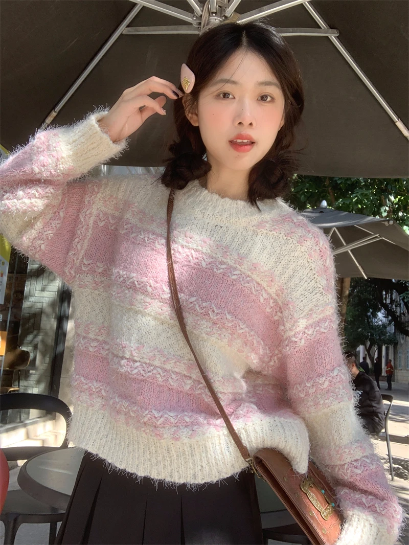 

MiiiiX Korean Retro Contrast Striped Long-sleeved Sweater Women's Knitted Pullover Autumn New Casual Loose Thicken Knitwear