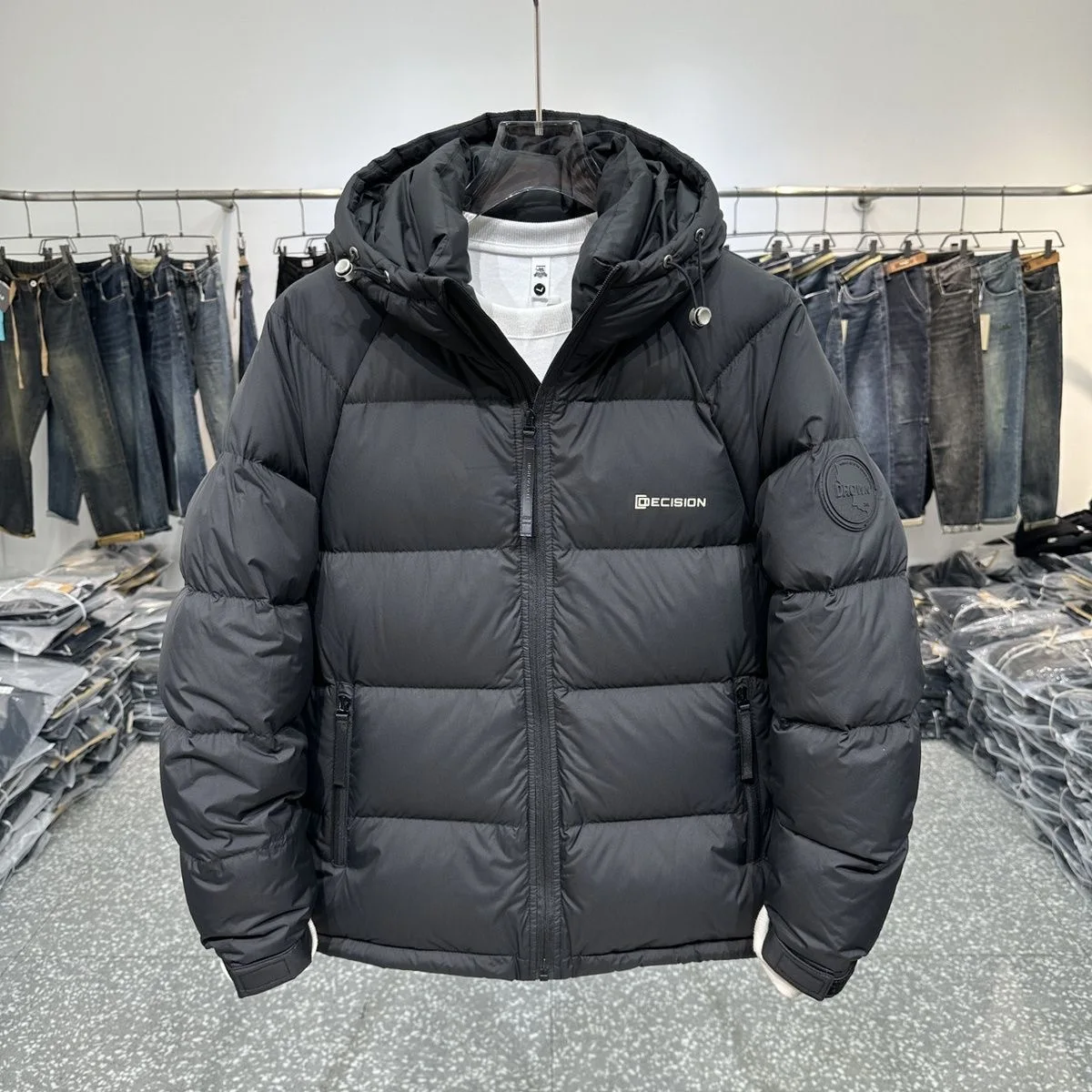 

Зимняя мужская стеганая куртка с капюшоном, ветрозащитная и теплая, толстая антихолодная куртка больших размеров, парка, модная молодежная куртка на открытом воздухе