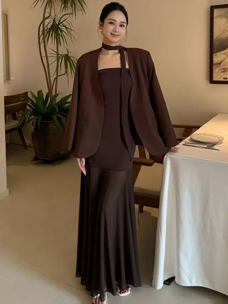 

Новый высококачественный роскошный женский костюм, модный элегантный пиджак с v-образным вырезом и длинными рукавами + сетчатое длинное платье без бретелек, комплект из 2 предметов