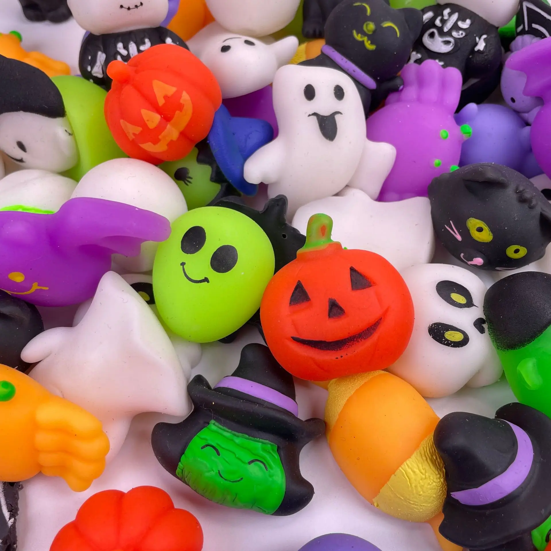 NEW 5-50pcs Halloween Squishies Toys Pumpkin Ghost Squishy Anxiety Toys Mochi Squishy Toy Goody Bag Filler Stress Relief Toys