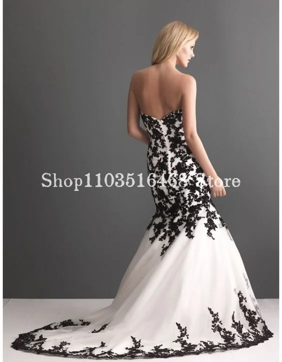 Elegant Mermaid Wedding Dress 2024 Sweetheart Neck Black Applique Gothic Mermaid Formal Occasion Bridal Couture Gowns