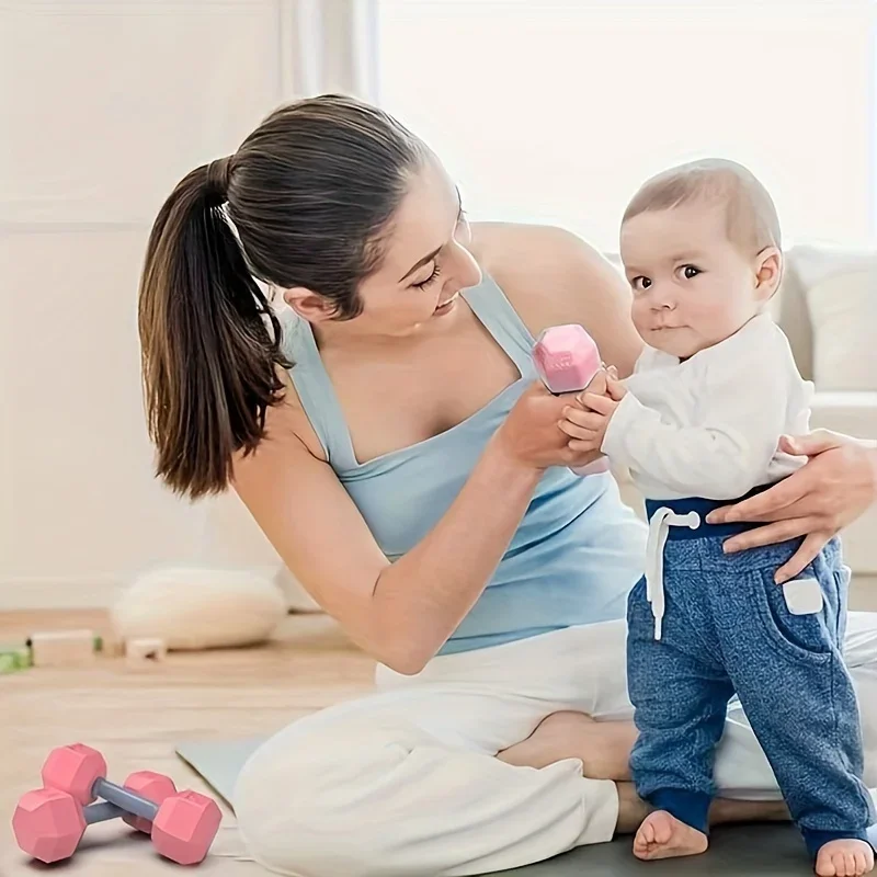 2 Stück Baby Fitness Hantel Rassel Spielzeug-leicht und leicht zu halten-ideal für frühe motorische Fähigkeiten für Babys und Kleinkinder