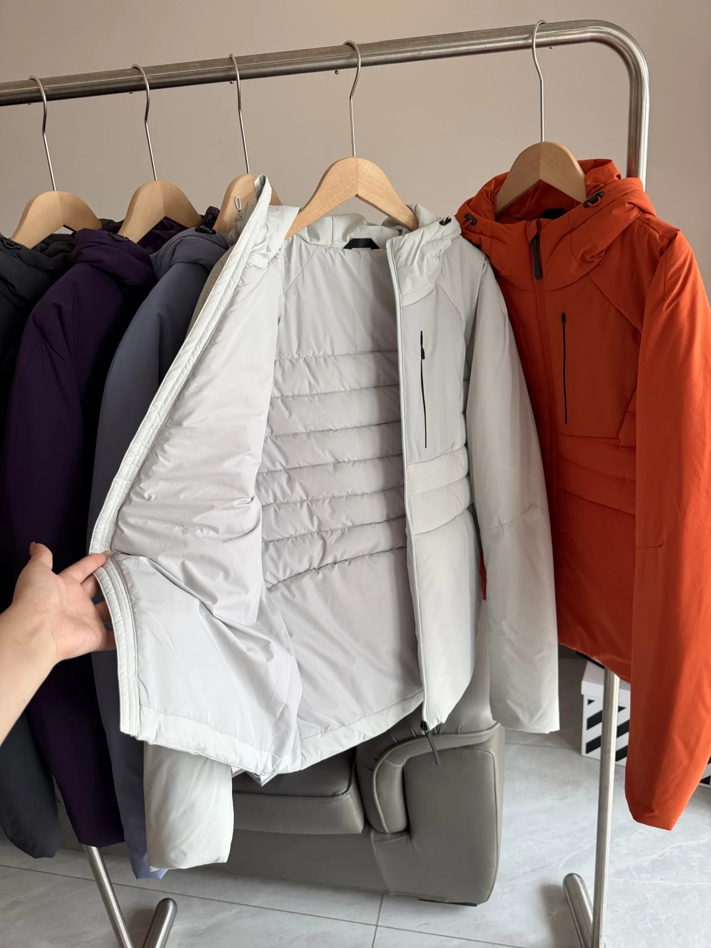 

Технологичная хлопковая утепленная куртка с капюшоном, очень мягкая, пушистая, ветрозащитная, водоотталкивающая, для активного отдыха, теплая, осенне-зимняя, одежда для улицы