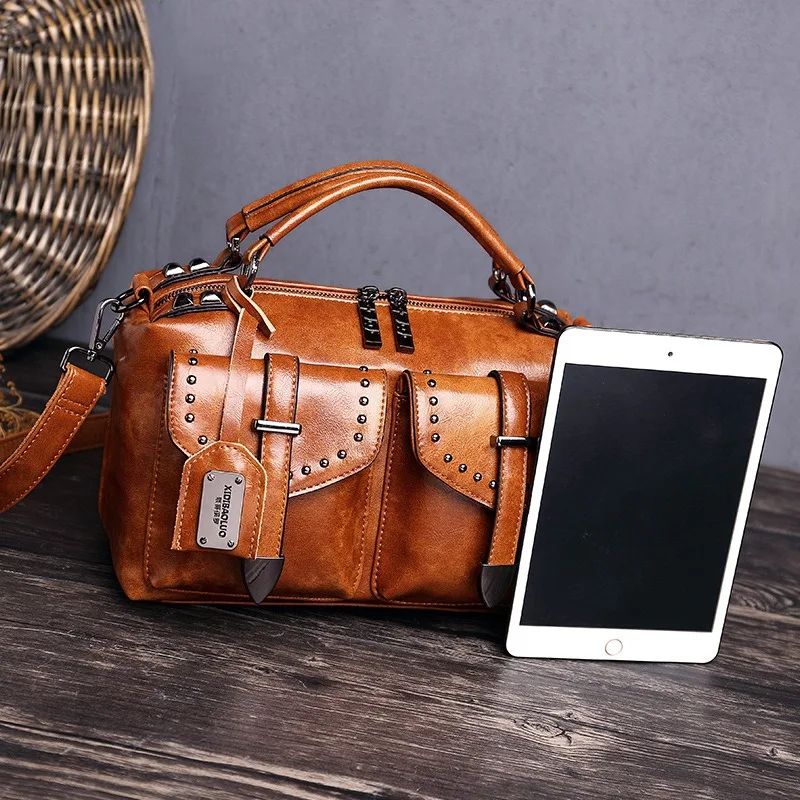 New Retro Wax Handbag Brown Soft Leather Shoulder Crossbody Bag Punk Postman Rivet Large Capacity Women's Bags High Quality