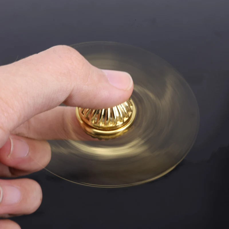 Fidget Spinners de Metal para niños, relleno de medias, regalos de intercambio en el aula para recuerdos de fiesta, juguetes para aliviar el estrés para niños y niñas