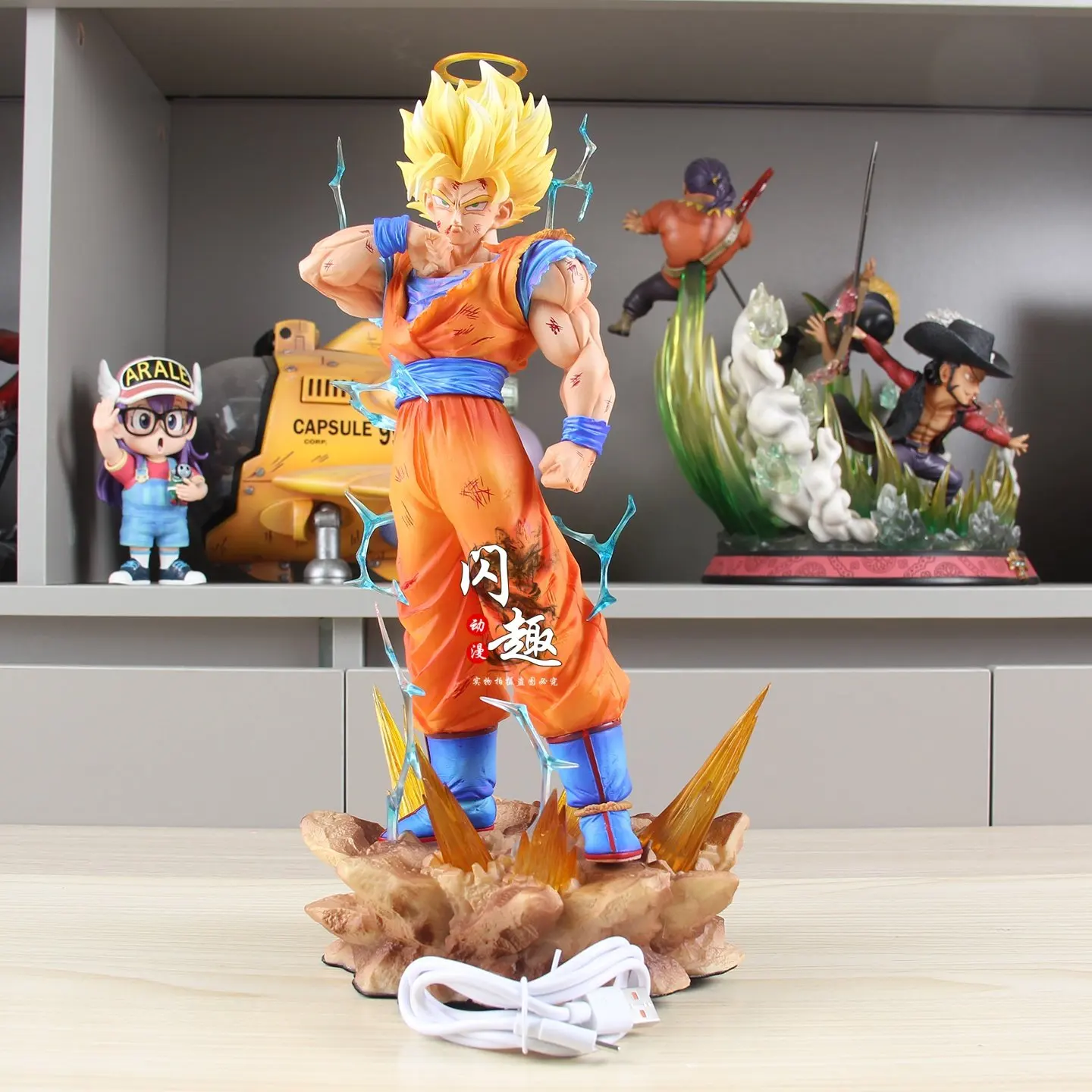 Dragon Ball Super Saiyan 2 Goku Action Figure With Halo Battle Damage 33.5cm Tall Light Up Base Statue Desk Decor For Anime Fans