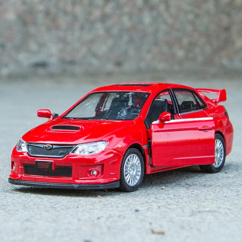 1:36 Impreza WRX Scala in lega di metallo pressofuso in miniatura Tirare indietro Collezione di veicoli Regalo di Natale Giocattolo per bambini