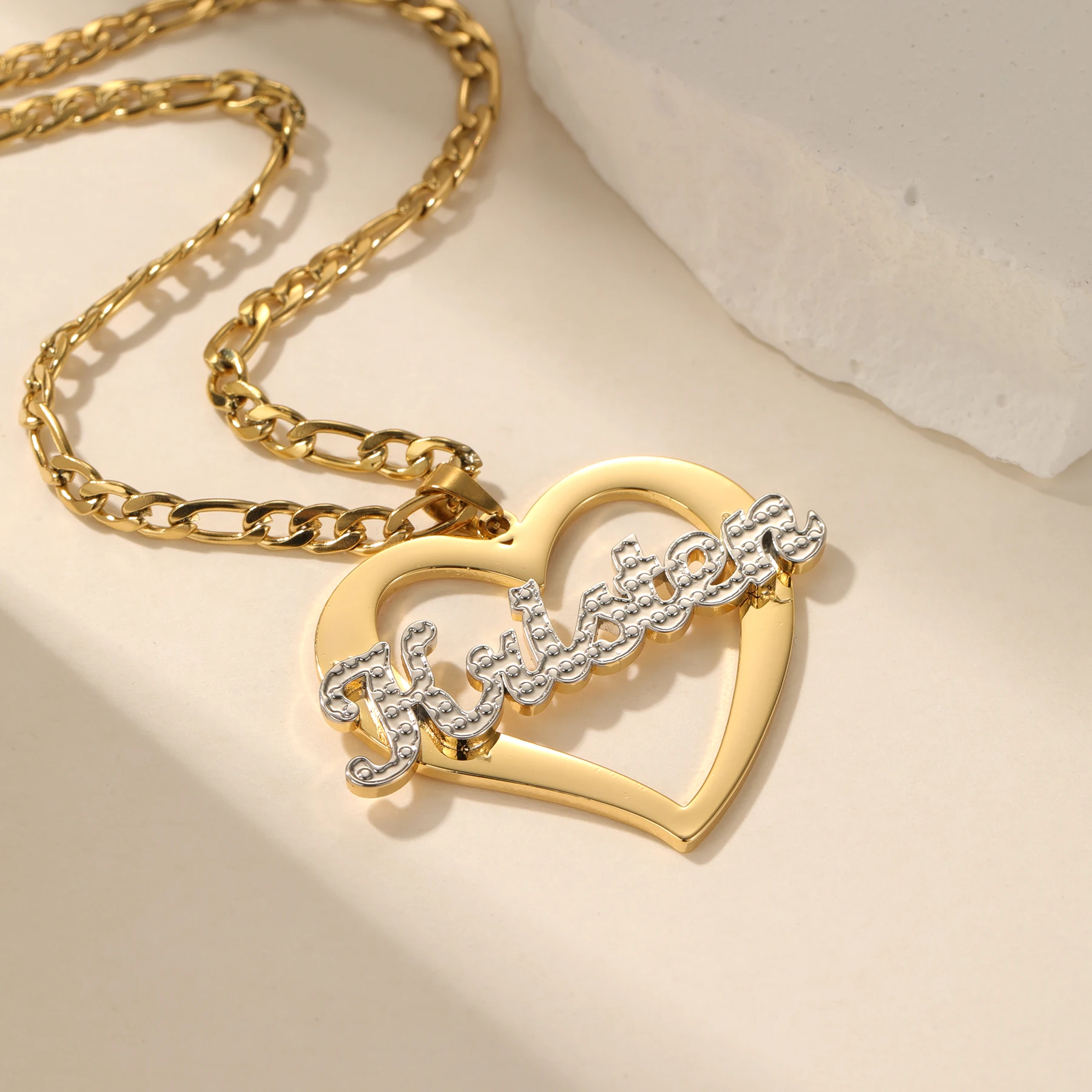 Colgante de corazón personalizado, collar con nombre de dos tonos personalizado, joyería con nombre de acero inoxidable, regalo del Día de San Valentín para novia