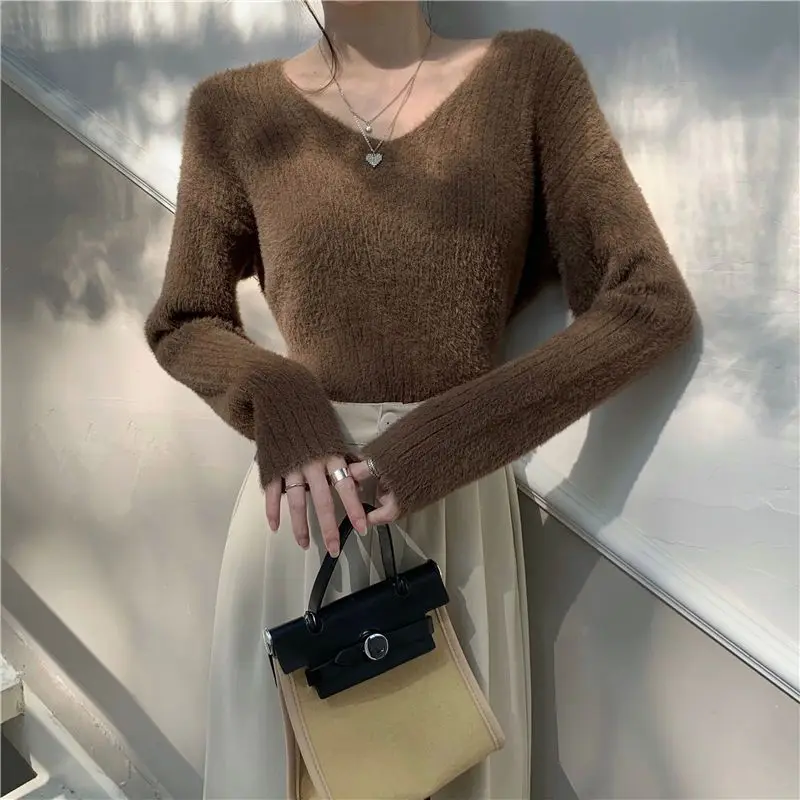 New Winter Knitted Sweater Women's Warm Bottoming Shirt V-neck Imitation Mink Top Korean