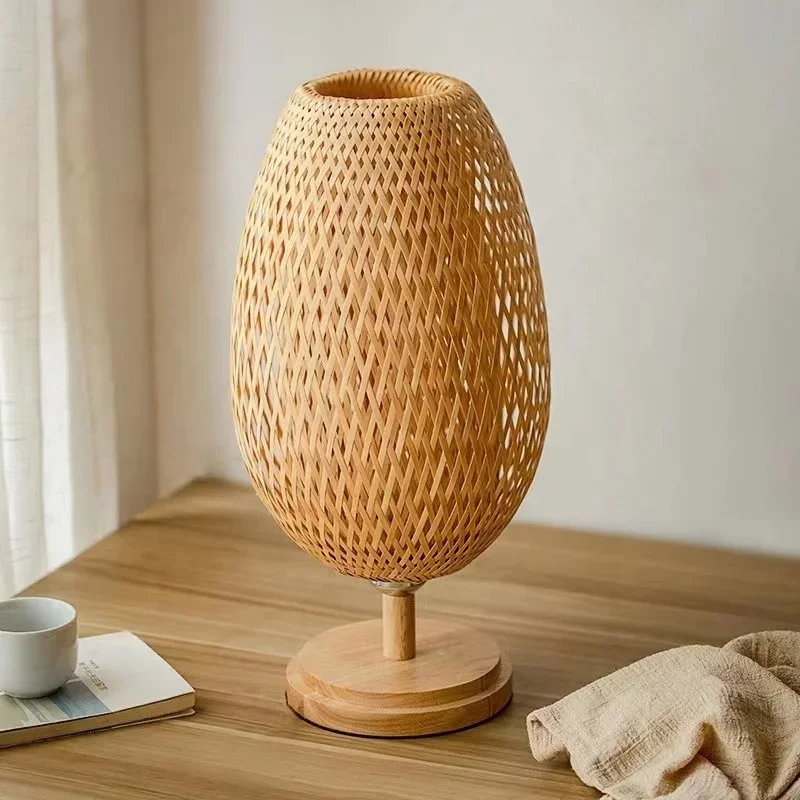 Chinese Stijl Handgemaakte Moderne Nieuwe Bamboe Rotan Creatieve Handgemaakte Bamboe Rieten Rotan Schaduw Tafel Licht Kamer Bar Leven Bed