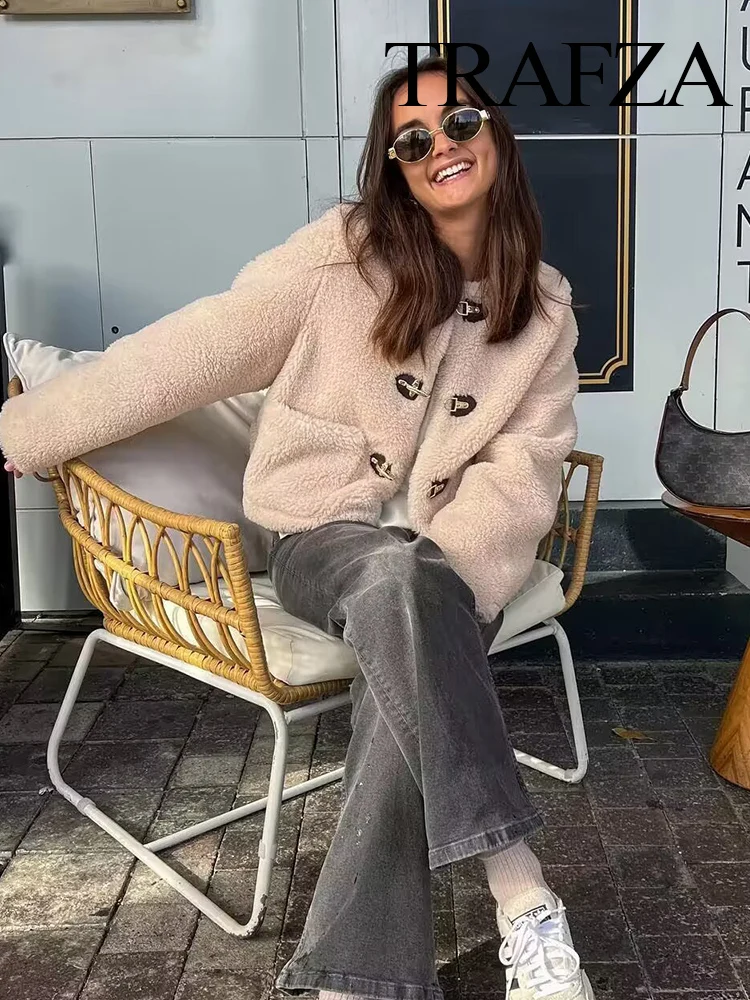 

TRAFZA Women's Autumn Fashion Vintage Solid Spring Buckle Fleece Coat Female Crew Neck Pockets Street Casual Warm Short Jacket