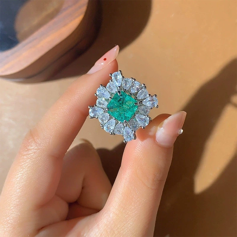 New Green Stone Lady Weeding Open Rings for Party AAA Cubic Zirconia Gorgeous Women Accessories Anniversary Mom Gift