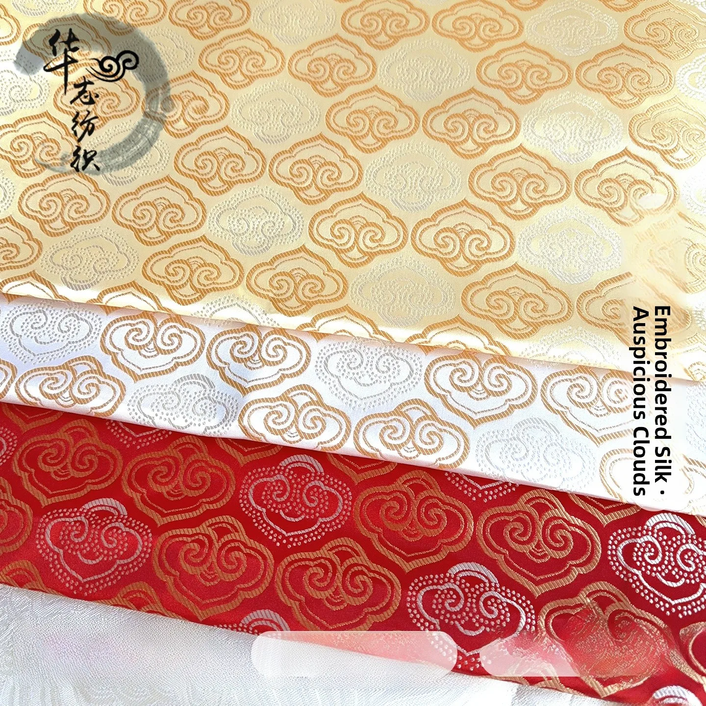 

Chinese Sle 50c Embroidered Silk Tfeta Fabric Cloud Patterned Luxury Fabric for Clothing And DIY Hanrts