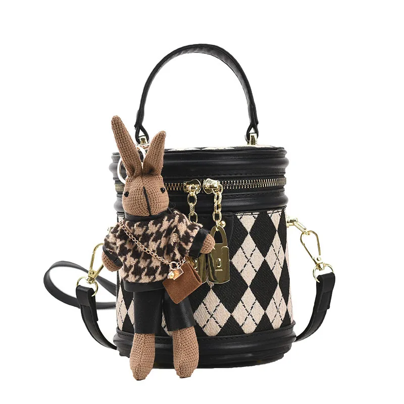 2022Spring New Crossbody Hand Bucket  Bags For Women Texture Diamond Lattice Pattern  Chain  Small Fashion Black