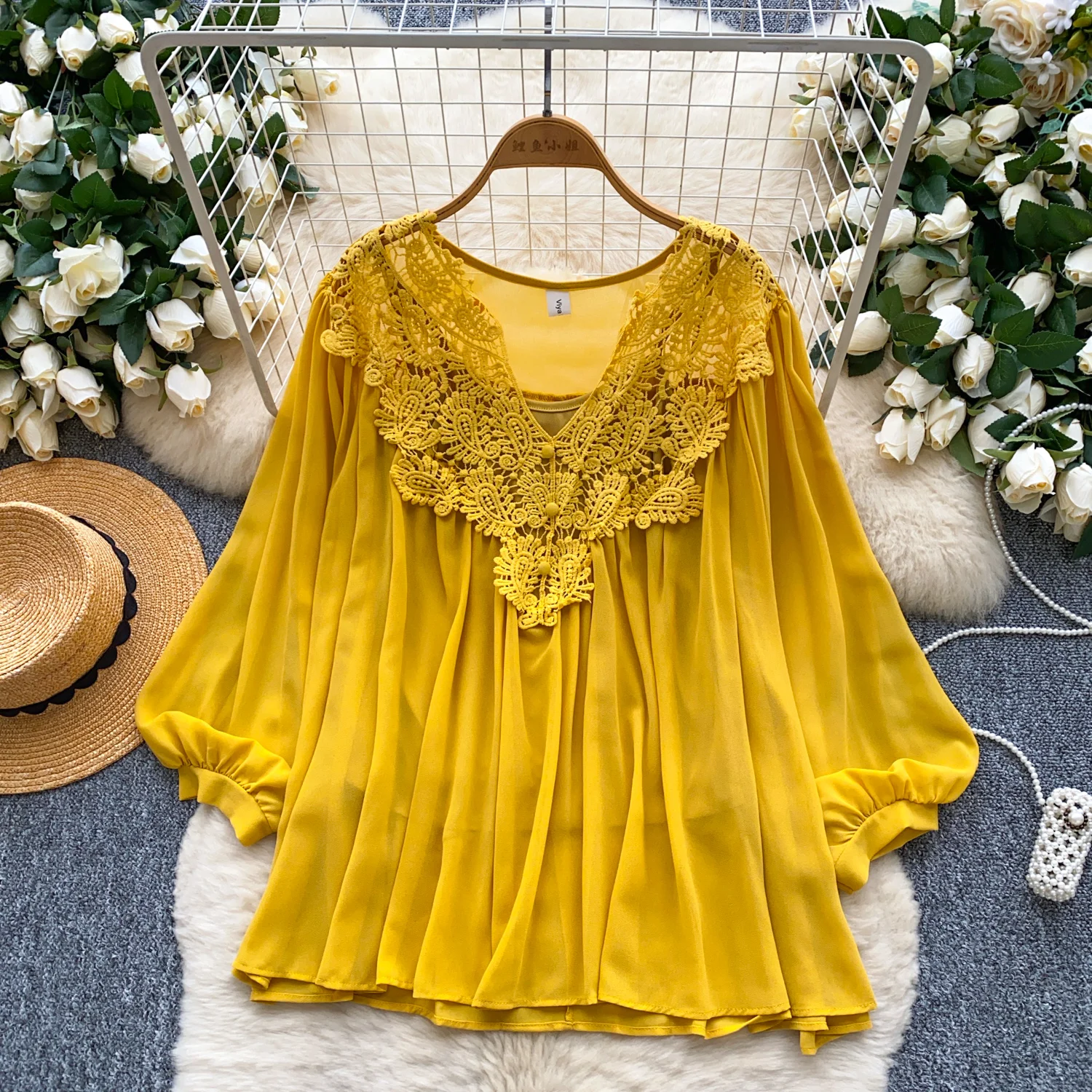 

Vintage Blouse floral Hook flower hollow long sleeve Slim Elegant Fashion Women hotsweet Shirt women clothing
