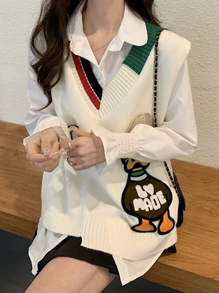 

Women's Knitted Sweater Vest irt Two-Piece Set American Sle Fall New Arrival V-Ne Embroidered Splice Decorated Top