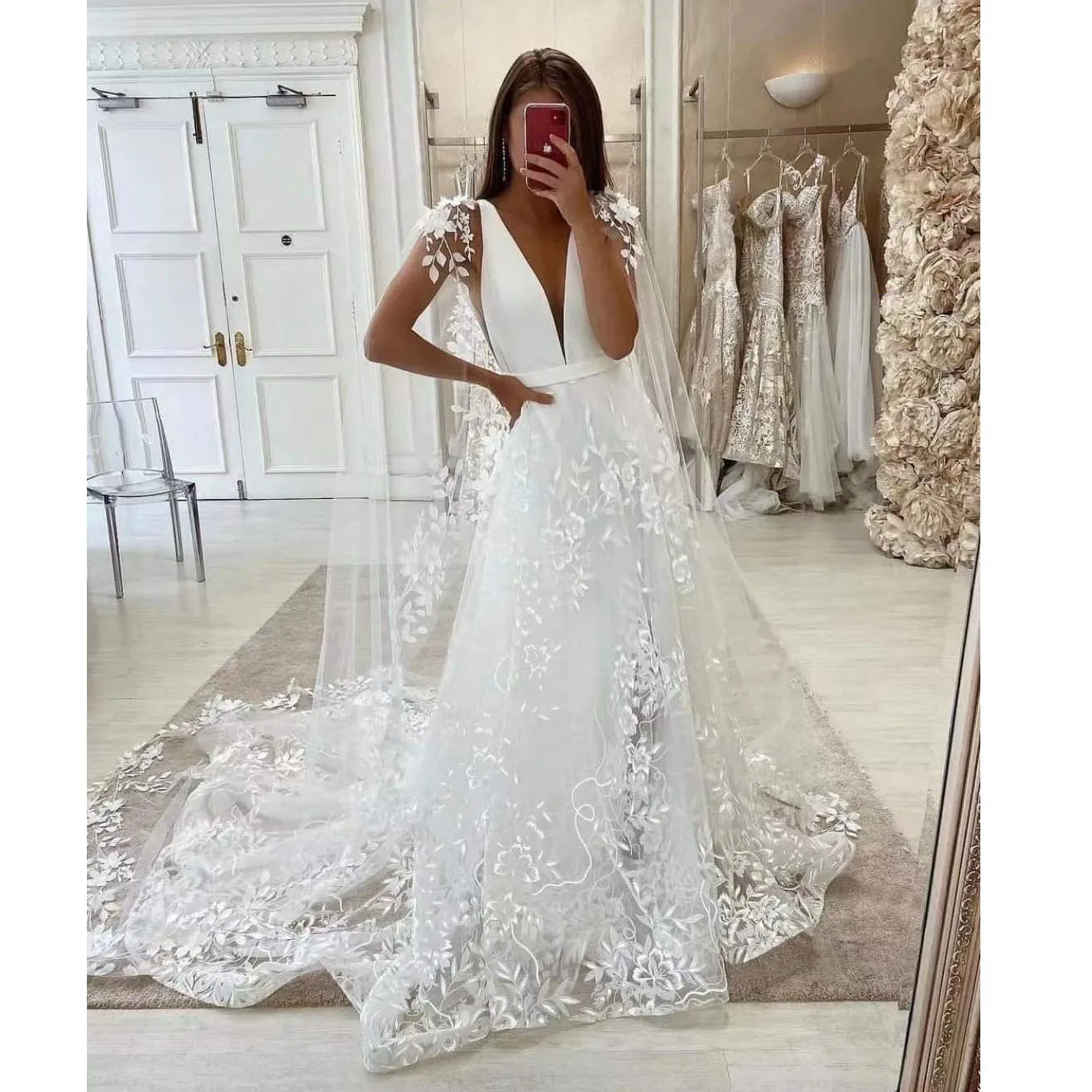 Customized Elegant Luxury Wedding Dress Appliques Deep V-Neck Sweep Train Tulle A-line Sexy Long Bridal Gowns Robe De Mariée