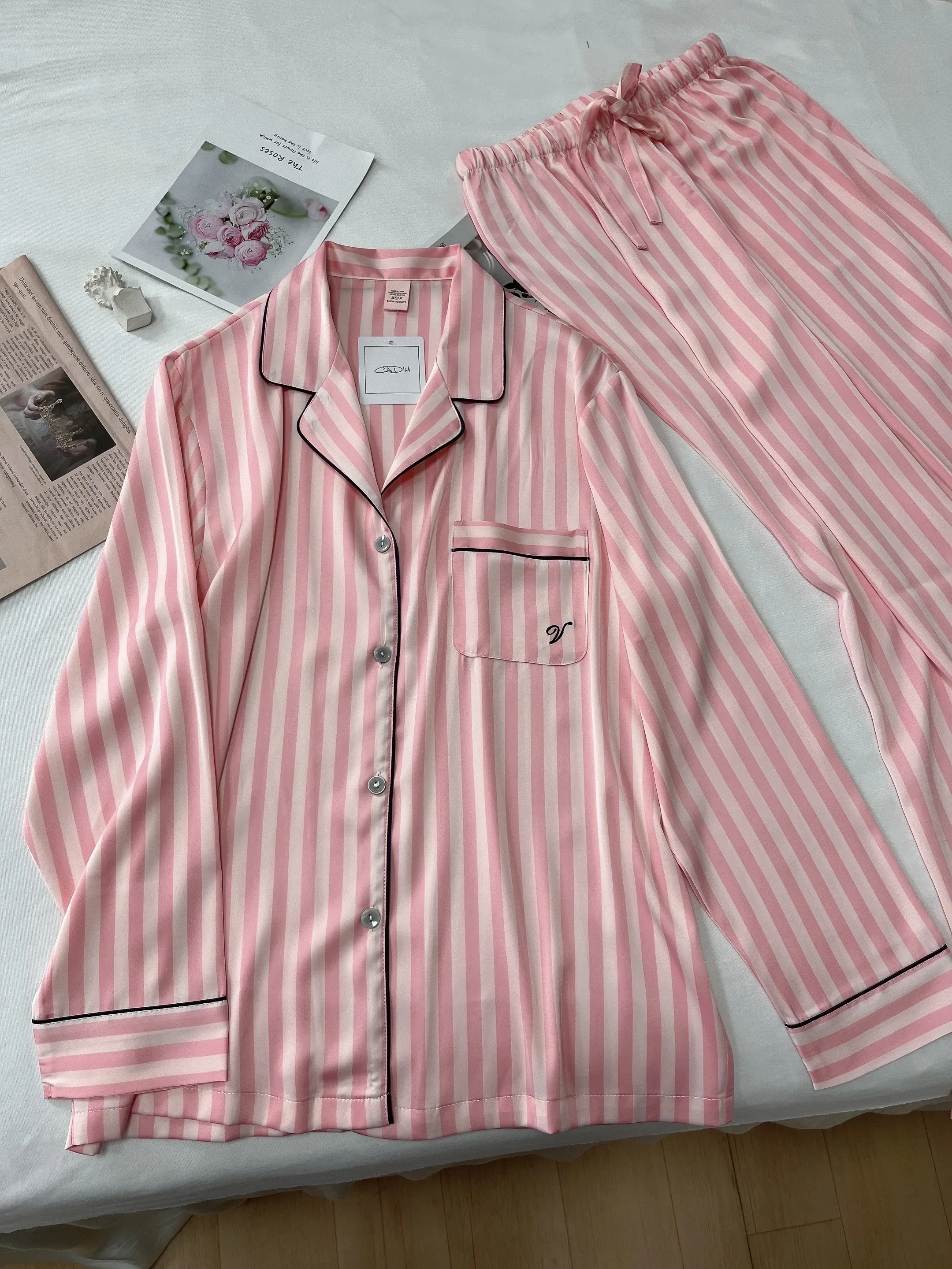 Victoria-pijama de seda a rayas para mujer, traje de pijama grueso de manga larga, ropa fina a la moda para el hogar, color rosa, otoño e invierno, novedad