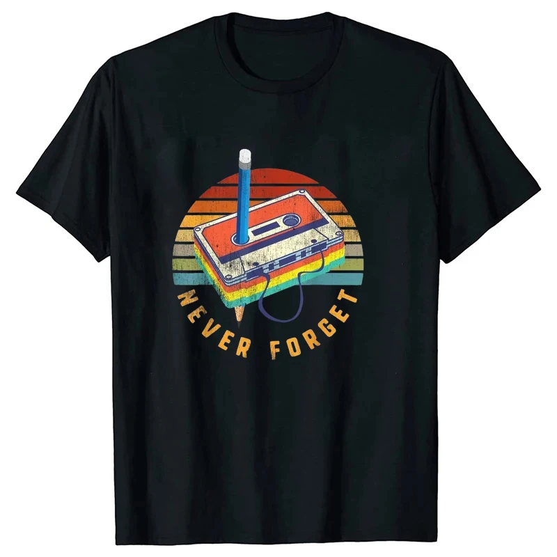 

Женская футболка с кассетным узором в стиле ретро 80-х годов, рубашка с короткими рукавами и принтом Never Forget, топ из мягкой и дышащей ткани с круглым вырезом