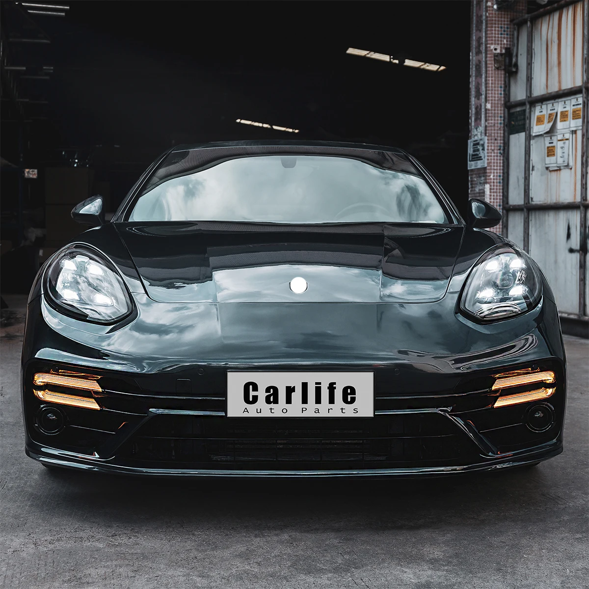 

New Arrival Facelift Side Skirt Bumpers Body Kit for Porshe Panamera 970.1 970.2 2010-2017 Modified to 971.2 2022 Turbos Model.