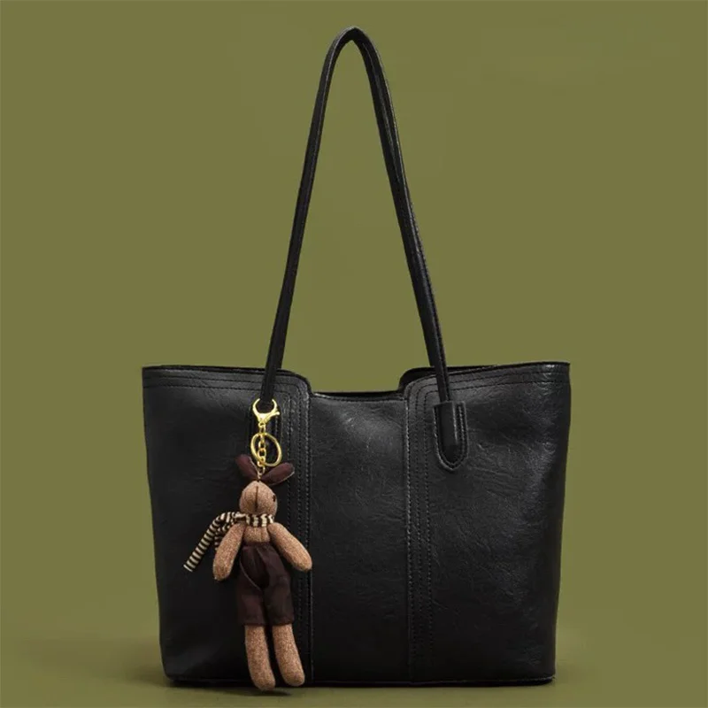 

Premium retro large capacity bag for women 2025 new fashion commuter bag shoulder bag popular tote bag