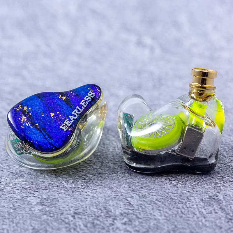 بروفانس لا يعرف الخوف 1DD + 2BA سماعات Sonion الهجينة 3 برامج تشغيل 3 تكوين قسم التردد 0.78 مم كابل 2Pin قابل للفصل