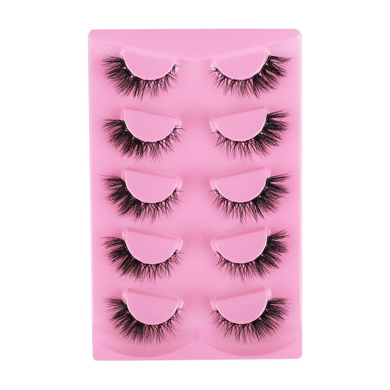 Miękkie, nieprzywierające, długie, naturalne, symulacja 3D, krzyżowane, wielokrotnego użytku sztuczne rzęsy, łatwe do zdejmowania, mocno przylegające dla wygodnego noszenia.