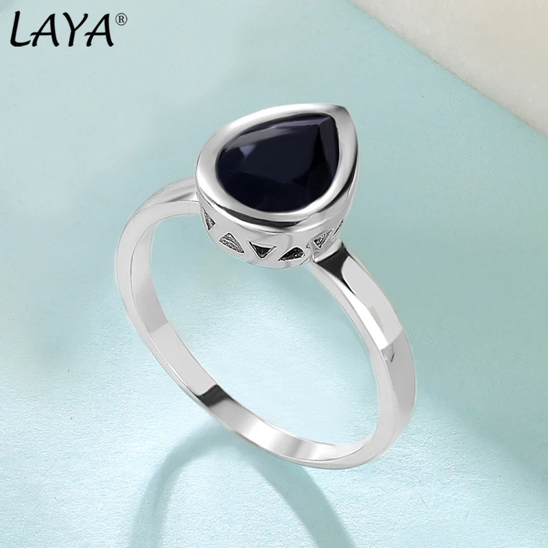 LAYA 925 Cincin Pengaturan Bezel Sederhana Kristal Warna-warni Bentuk Pir Sintetis Perak Murni untuk Wanita Perhiasan Modern Asli