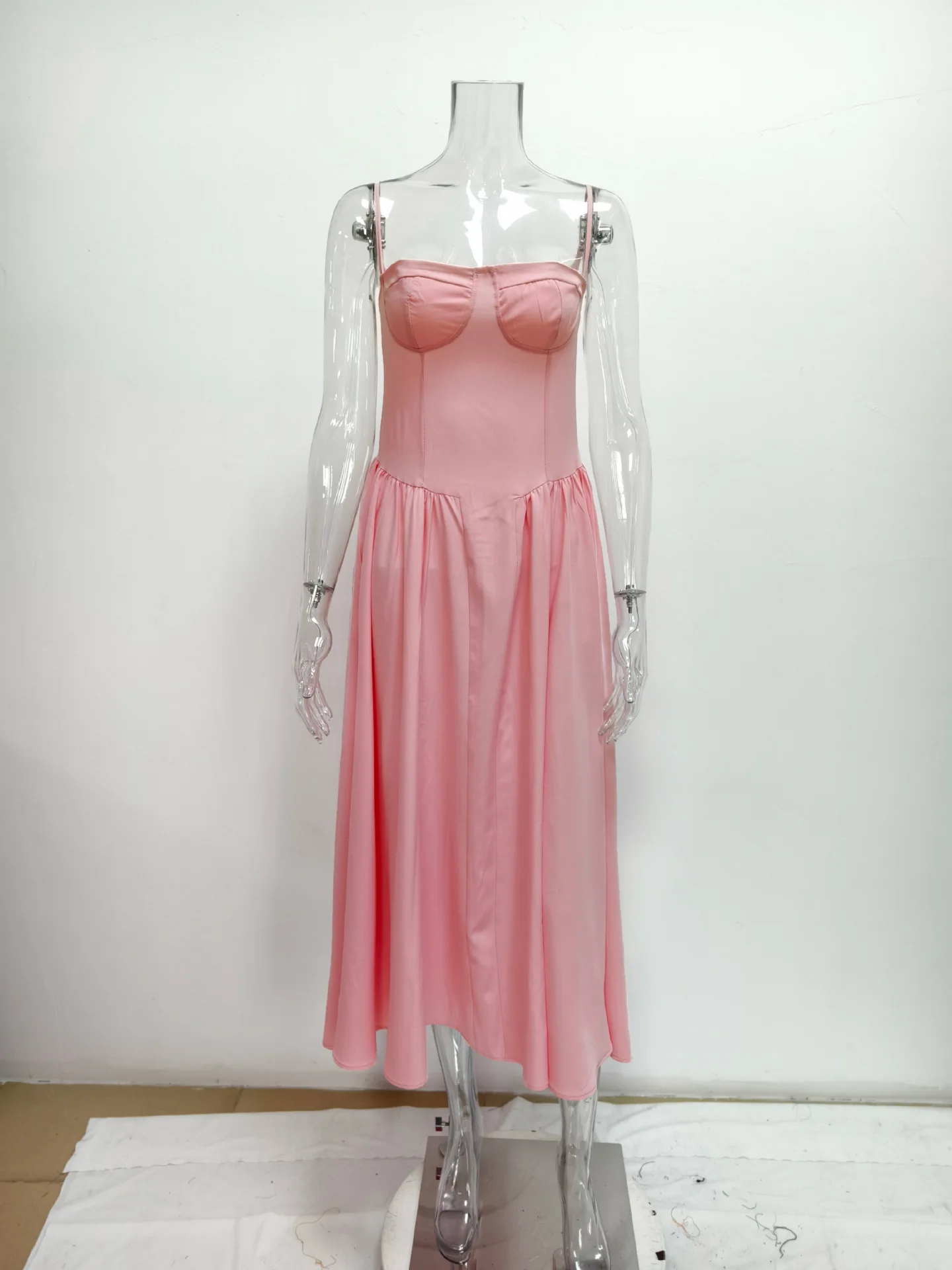 French Vintage Dopamine Dress Women's 2025 Summer Boho Flowy Sleeveless Oumei Elegant Sexy