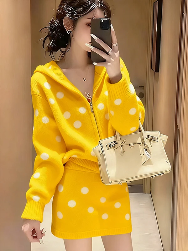 

Yellow Knitted Dot Patterned Sweater And f Skirt Two-Piece Set for Women Winter Faion Casual Sle Warm Long Sve