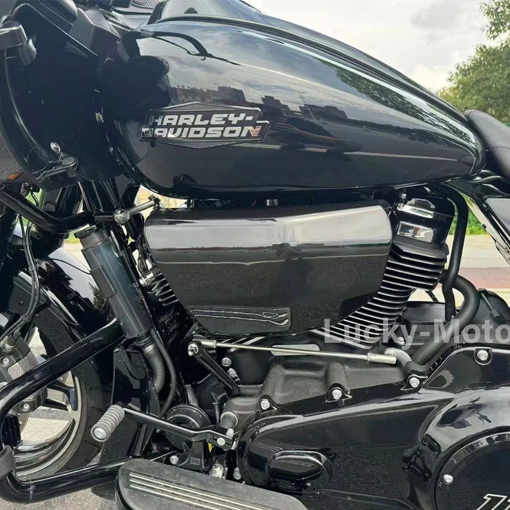 For Harley Touring Street Road Glide 3LIMITED CVO ST Road King New Motorcycle Side Air Guide Cover Heat Insulation Cover ABS