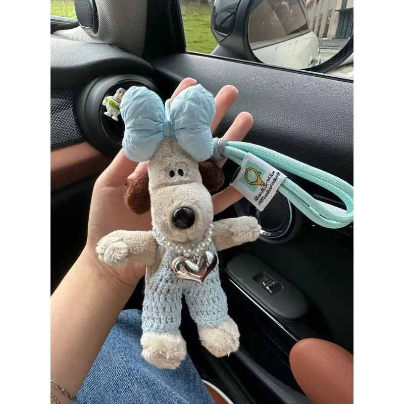 Gromit animation peripheral cartoon plush bow three-dimensional puppy school bag pendant car keychain as a gift for best friends