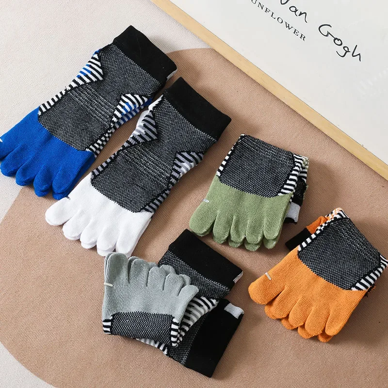 5 Pairs Men Sports Moisture Absorption Perspiration Five-finger Socks Mountaineering Outdoor Non-slip Short Socks