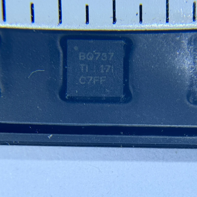 BQ24737RGRR PMIC Battery Management Charger IC, 1-4 Cell Li-ion/Li-Polymer, QFN-20 Package