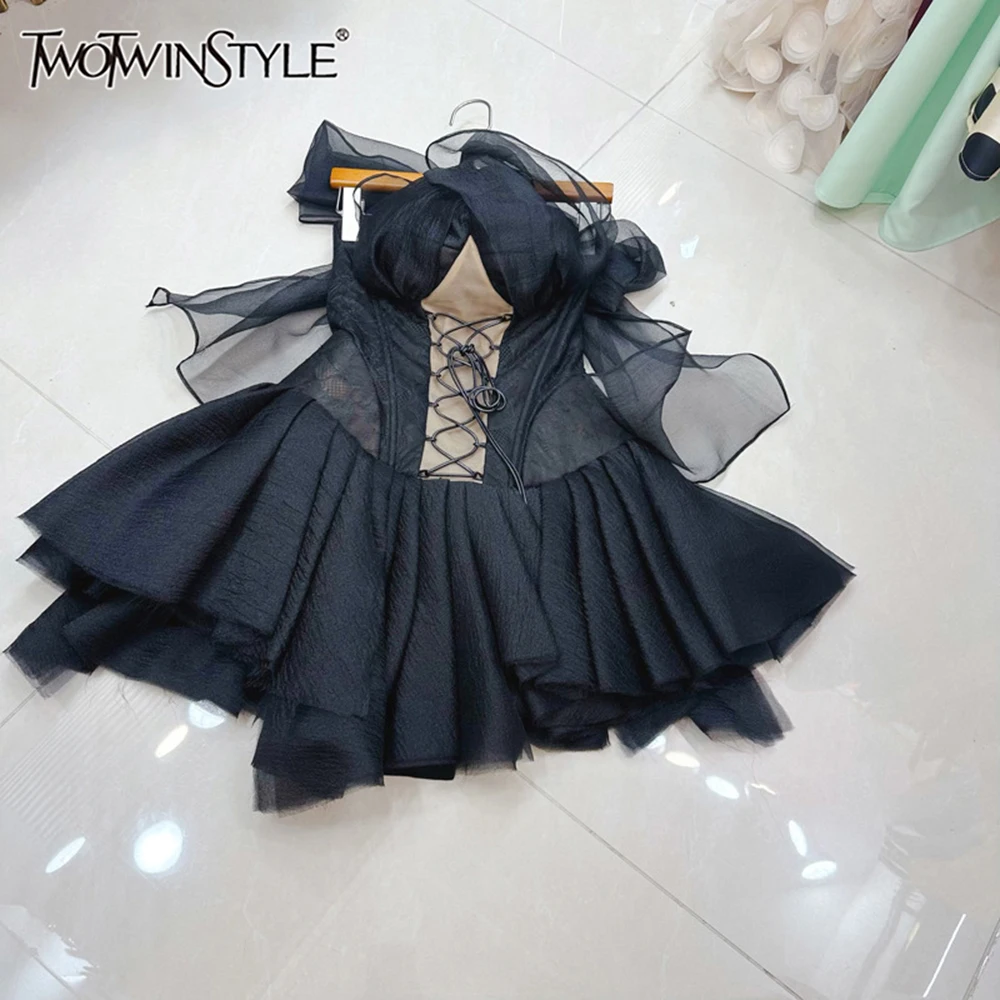 

TWOTWINSTYLE Slimming Solid Sexy Mini Dresses For Womrn Round Neck Sleeveless High Waist Design Sense Dress Female New KDR544927