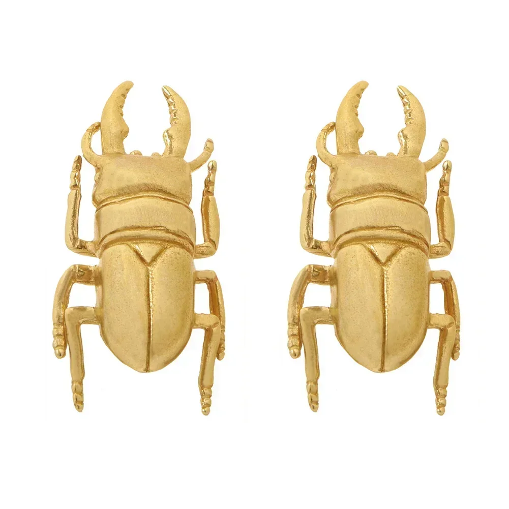 

Декоративные латунные дверные ручки от тараканов из медного материала, предназначенные для функционального использования в качестве дверной фурнитуры и настенного декора