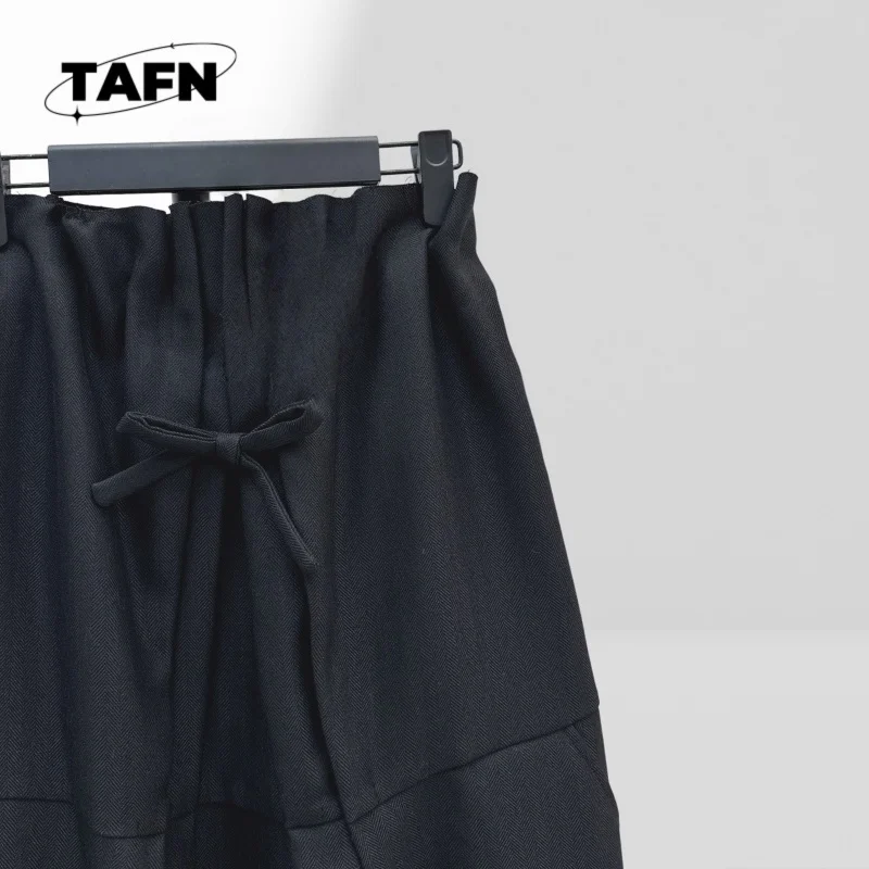 Elegancka, codzienna mini spódniczka damska z wysokim stanem, estetyczny design, bawełniana spódnica damska, codzienna mini spódnica z wysokim stanem, styl AI1325