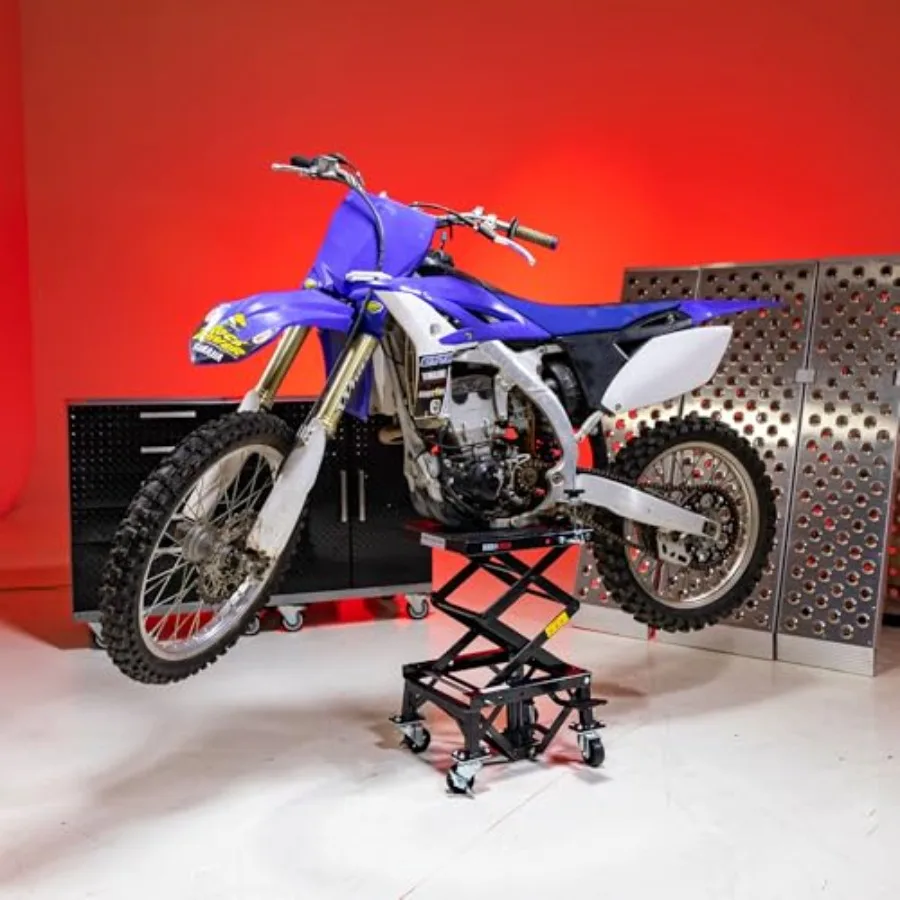 Sollevatore a forbice per bici da cross in acciaio Black Widow con rotelle per un facile sollevamento e spostamento di veicoli - Funzionamento idraulico con capacità di 300 libbre