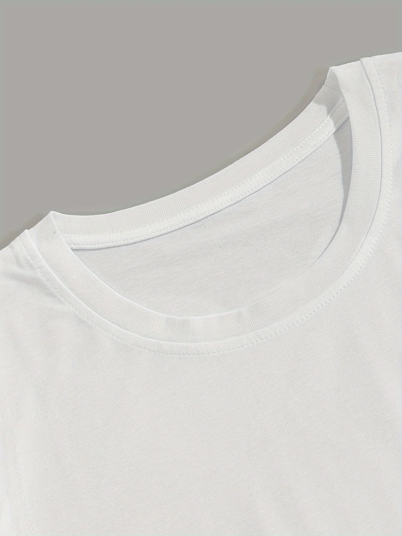 เสื้อยืดคอกลมกราฟิกแนวตั้งผู้หญิงของผู้ชาย เสื้อยืดกีฬาลําลองสําหรับฤดูใบไม้ผลิฤดูร้อน