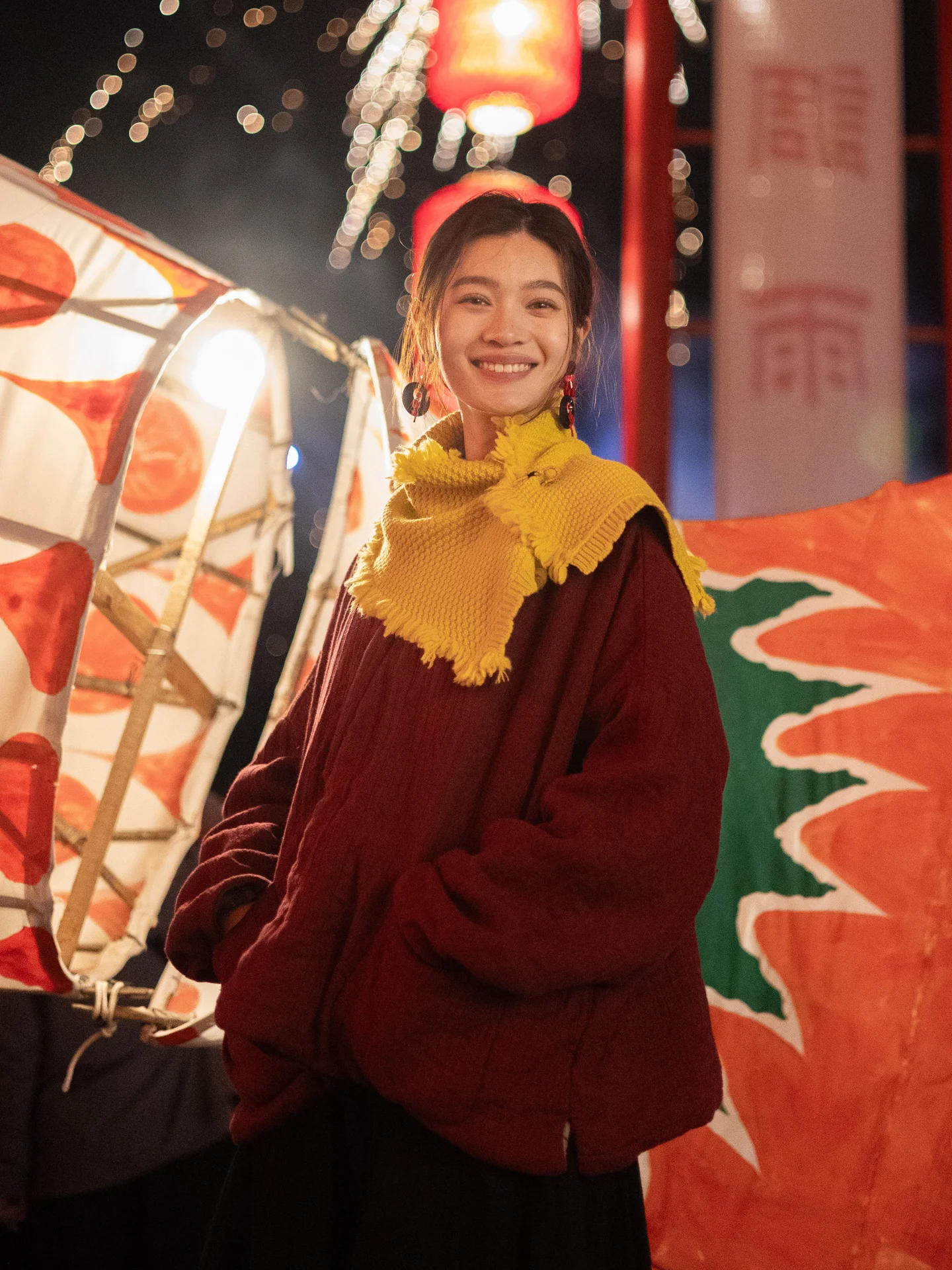 

Льняная хлопковая куртка с цветным плетением, внутренней подкладкой в клетку и асимметричным подолом, свободного кроя, тонкая, для зимы