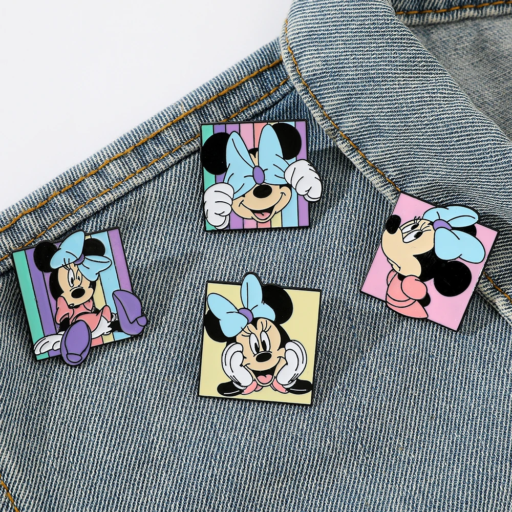 4 pcs Kindheit Cartoon Animation Brosche niedlichen Mickey Mouse Emaille Pin Rucksack Kleidung Schmuck Metall Abzeichen Zubehör
