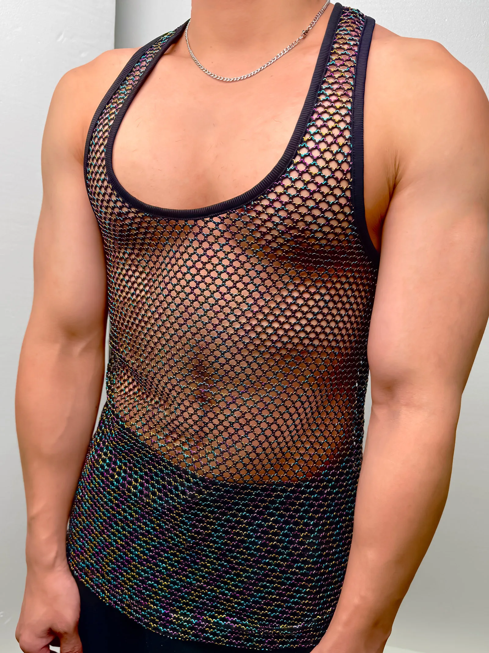 Sommer Herren Casual Mesh Netz Tanktop Racerback Ärmelloses Shirt Muskel-Sportweste Bunte Linien Glänzend Transparent Party Alltagskleidung – Detail 4