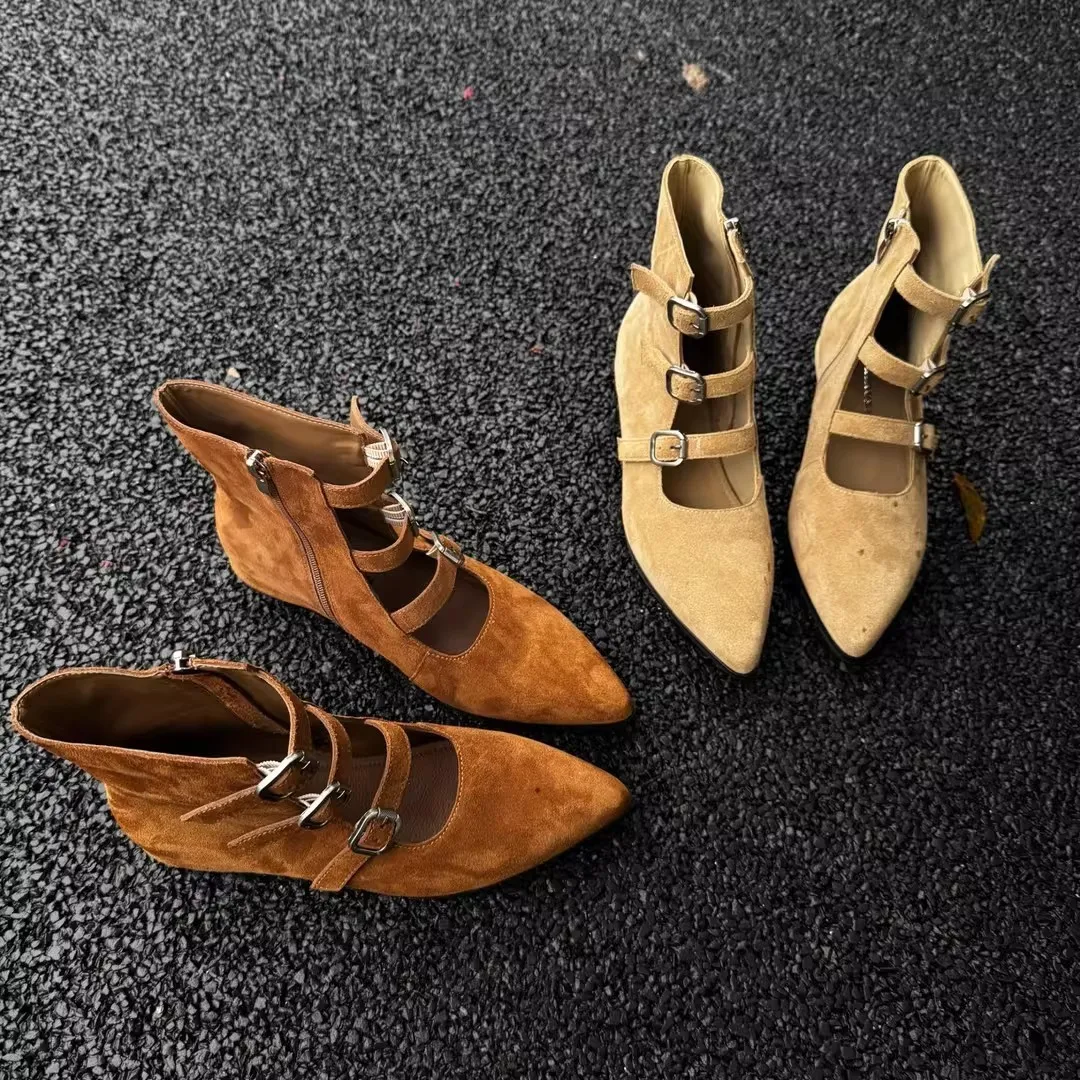 

2026 Pointed Trendy Hollow Slimming Short Boots Fashion New Belt Buckle Fashionable Internet Celebrity Hot Women's Boots