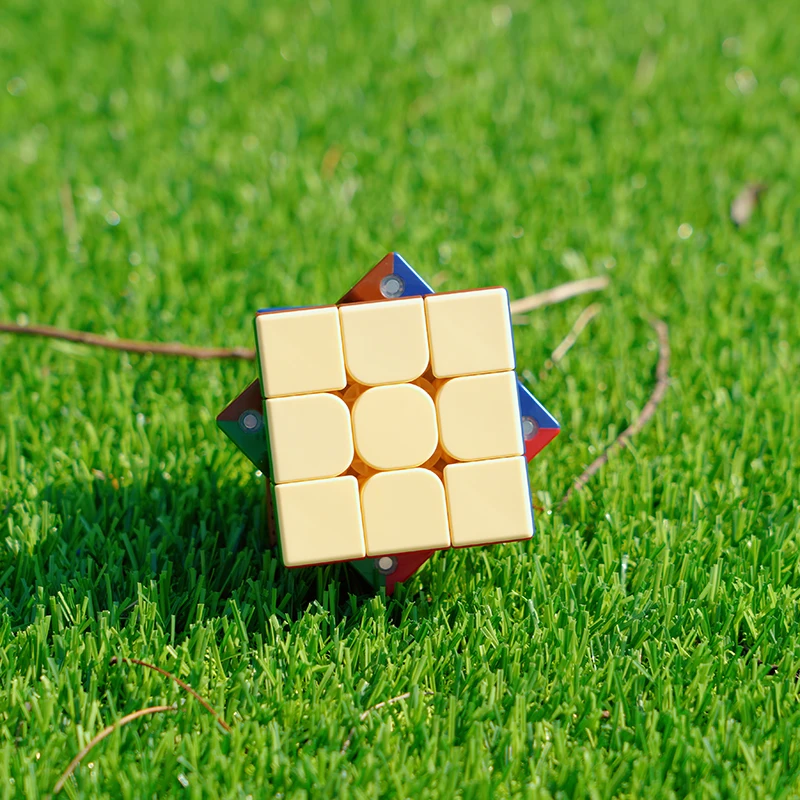 マット仕上げマジックキューブパズル子供のおもちゃ磁気最高のギフト 3X3 プロフェッショナルキューブシングル高速サイレントゼロ遅延超高速回転