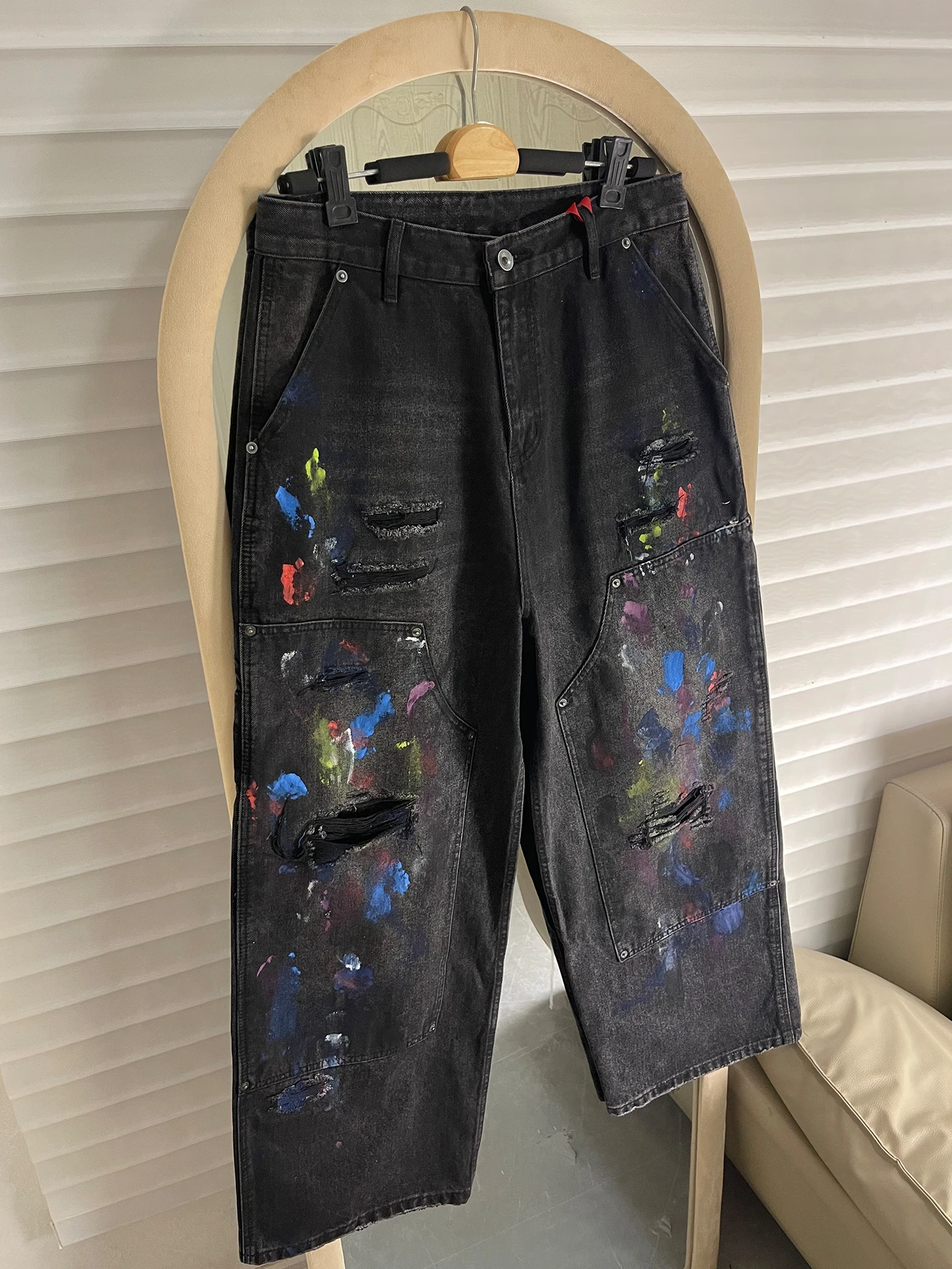 

Parisian Style Graffiti Splatter Denim Jeans Loose Wide Leg Trousers Men Women Vintage Worn Hole Casual Cotton Polyester Blend