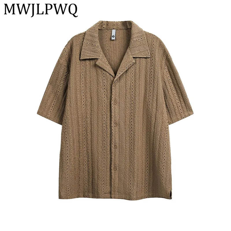

MWJLPWQ American Style High Street Hollow Out Knitted Shirt For Men Personality Short Sleeve Casual Tops 2026 Summer New 13710