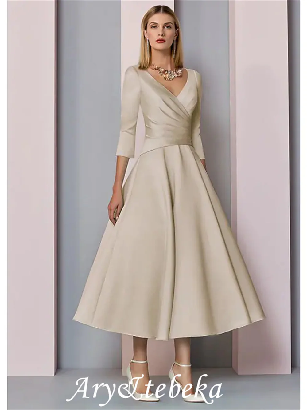 A-Line Mother of the Bride Dress Plus Size Elegant Vintage V Neck Tea Length Satin 3/4 Length Sleeve with Pleats