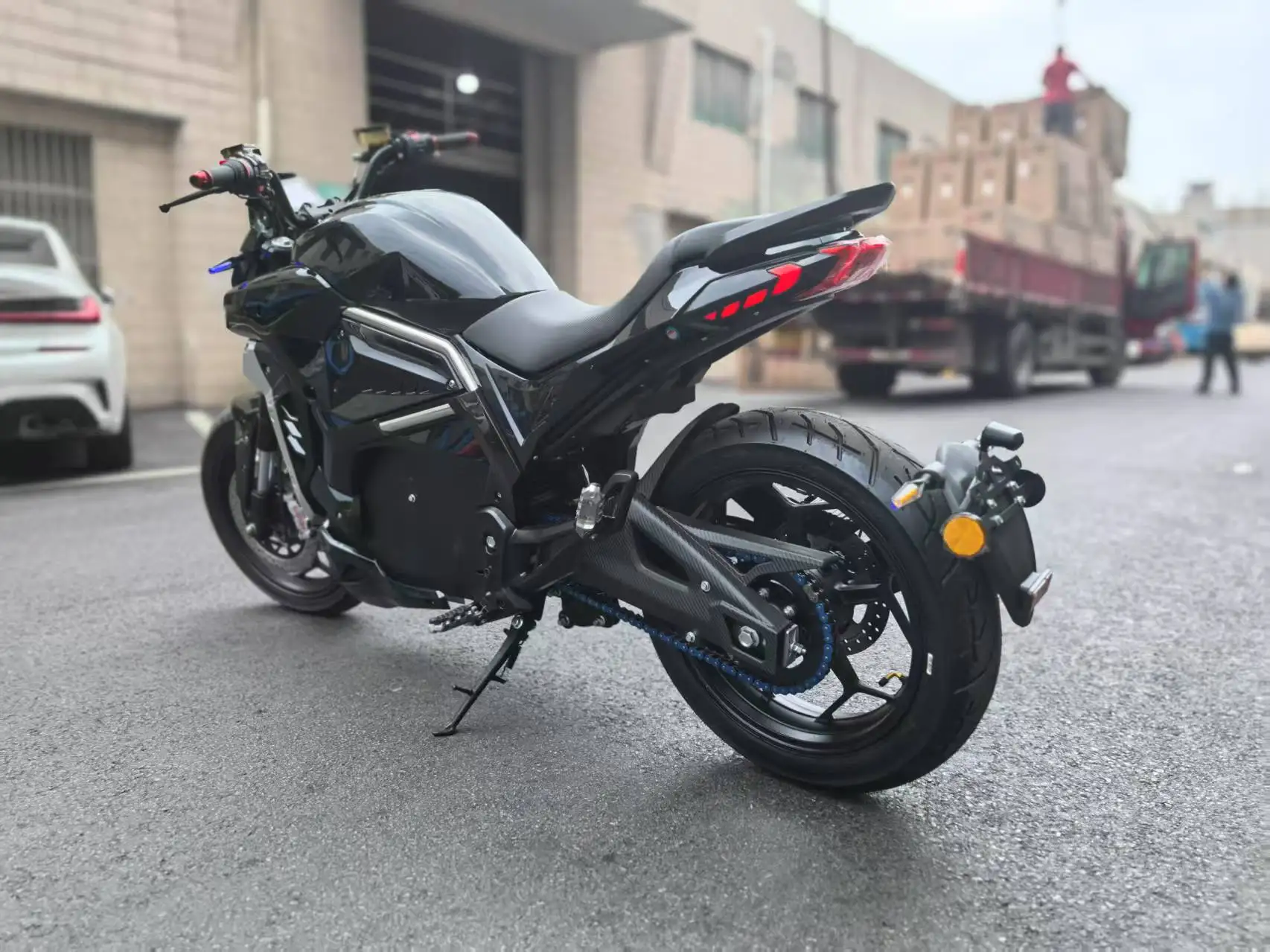 ZUIMI Factory Customized High-Speed Racing Motorcycle 72V Electric Motorbike With 8000W Central Motor New Condition Speed 160km/